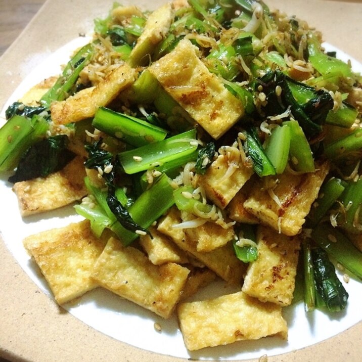 子供がたべやすい 小松菜炒め レシピ 作り方 By はるっちじゅんじ 楽天レシピ